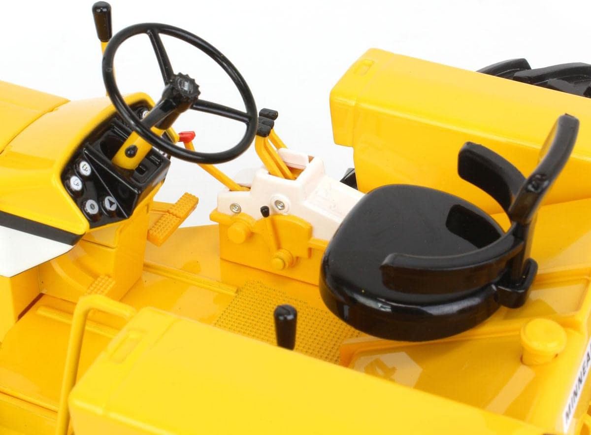 Spec Cast 1/16 High Detail Minneapolis Moline G-1000 Vista 2WD Wide Front with Rear Duals DAL001