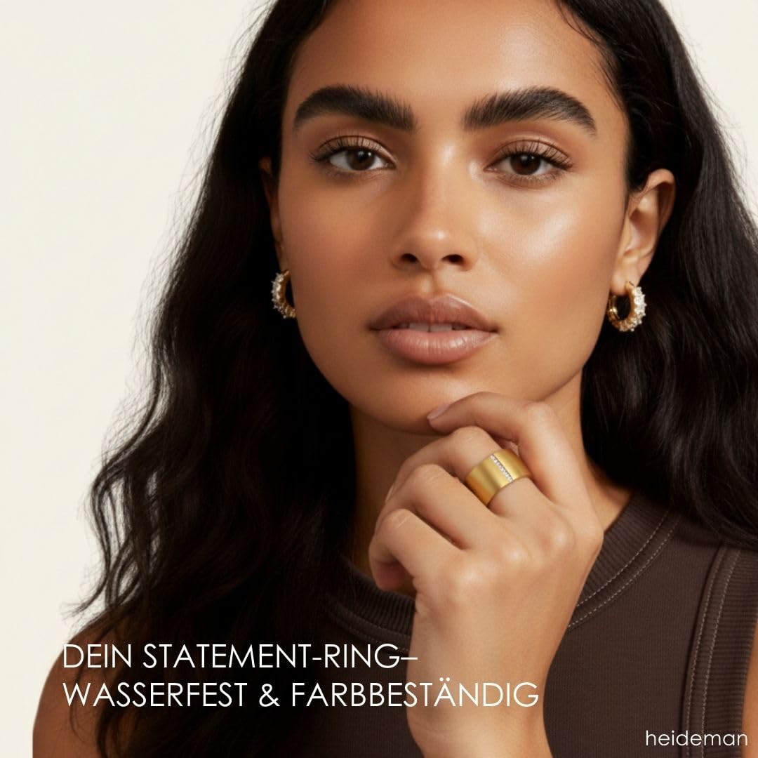 Heideman Ring Damen Lines Gold Edelstahl mit Zirkonia weiß matt | Lines Statement-Ring Gold, Edelstahl, funkelnde Zirkonia-Reihe, breiter Damenring, hautfreundlich & nickelfrei, Geschenk