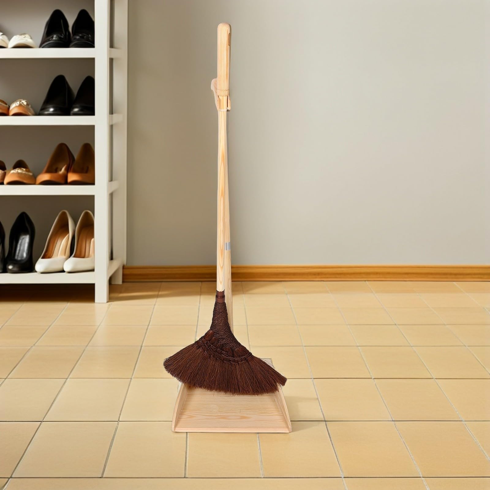 GALPADA Juego de Escoba y Recogedor de Madera y Palma Antistático para Limpieza en Hogar y Jardín Diseño Clásico Hecho a Mano