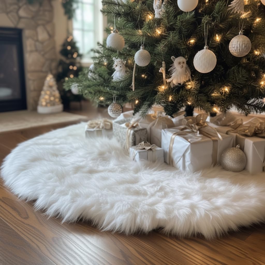 White Plush Tree Skirt