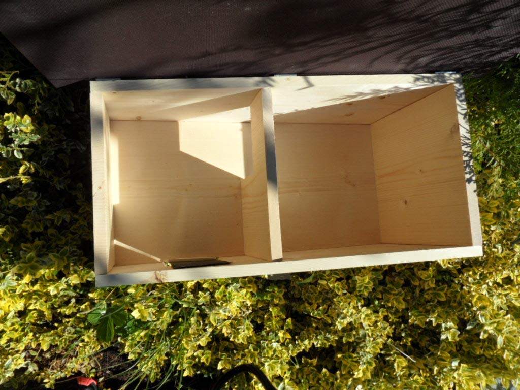 Kein Bausatz: Luxus XXXL Igelhaus 80cm x 40cm x 32cm Igelhotel 18mm Vollholz Witterungsbeständig Winterfest IMPRÄGNIERT Labyrintheingang easytouch-Rattenklappe und Boden, Herstellung in Niederbayern