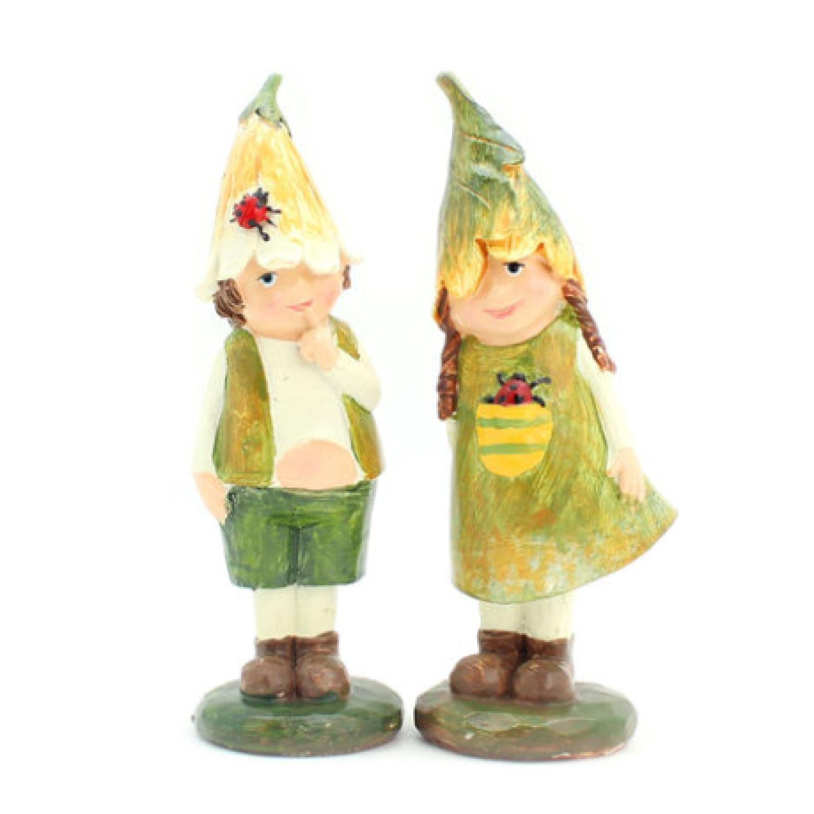 Couple elfe pastoral créatif pour orner le porche d'une maison