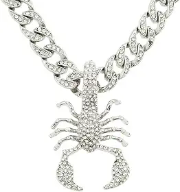 Colar masculino com Forma de escorpião, 50 cm, estilo hip hop, pingente de metal, detalhes em diamante, presente para homens, ousado, elegante, acessório legal