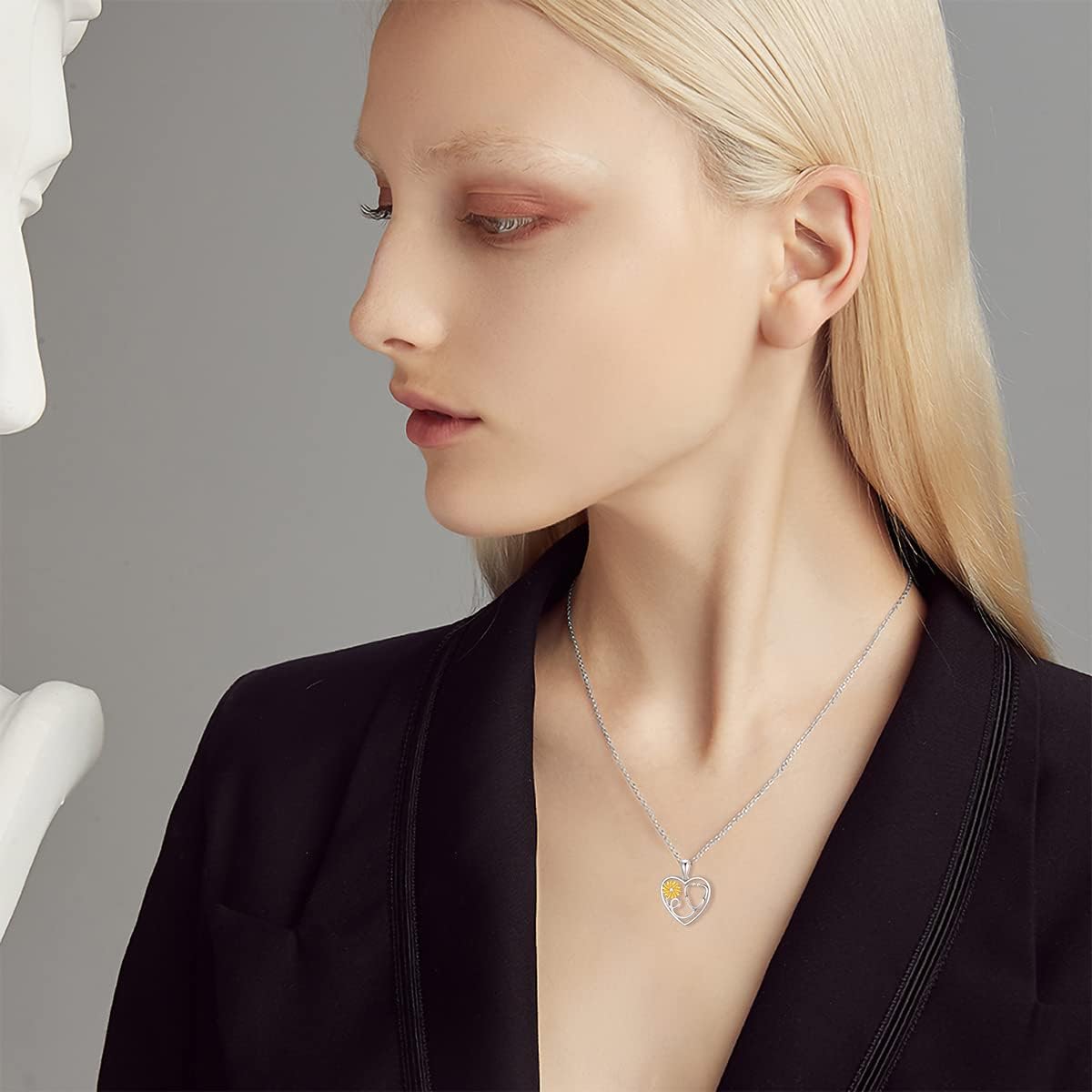 Personalized Heart Stethoscope Necklace 10K 14K 18K Gold Nurse Necklaces for Women Sunflower Medical Necklace for Nurses Gifts