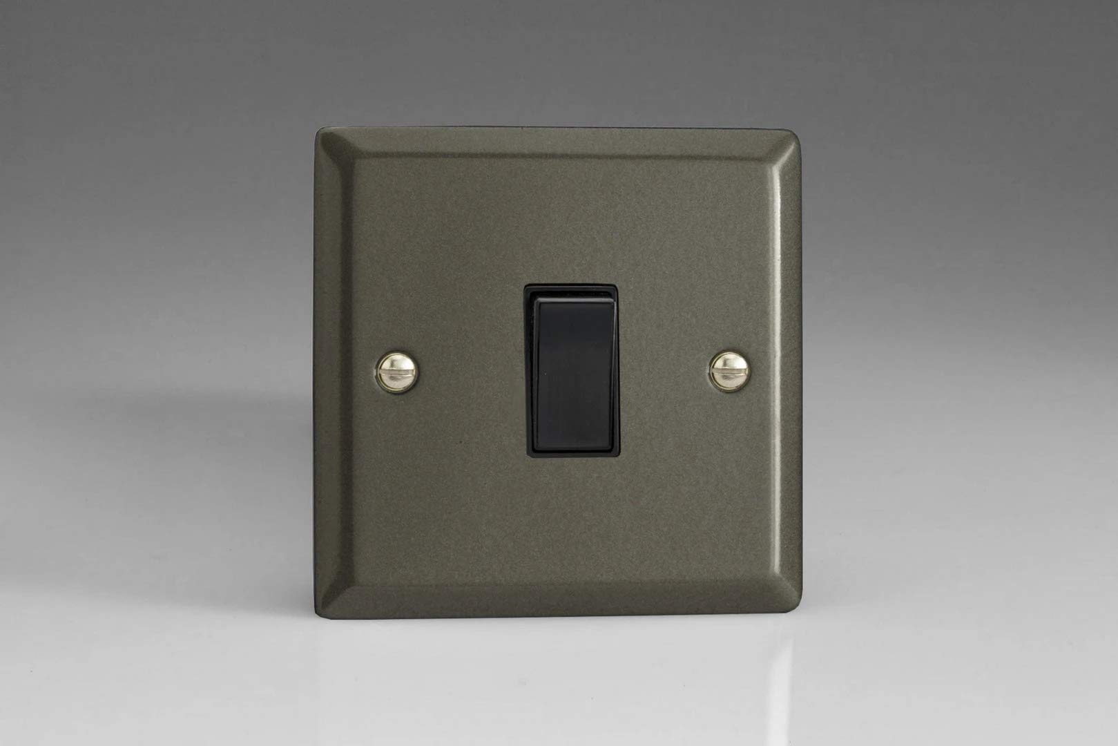 Varilight 1-Gang 10A 1- or 2-Way Rocker Switch Graphite 21