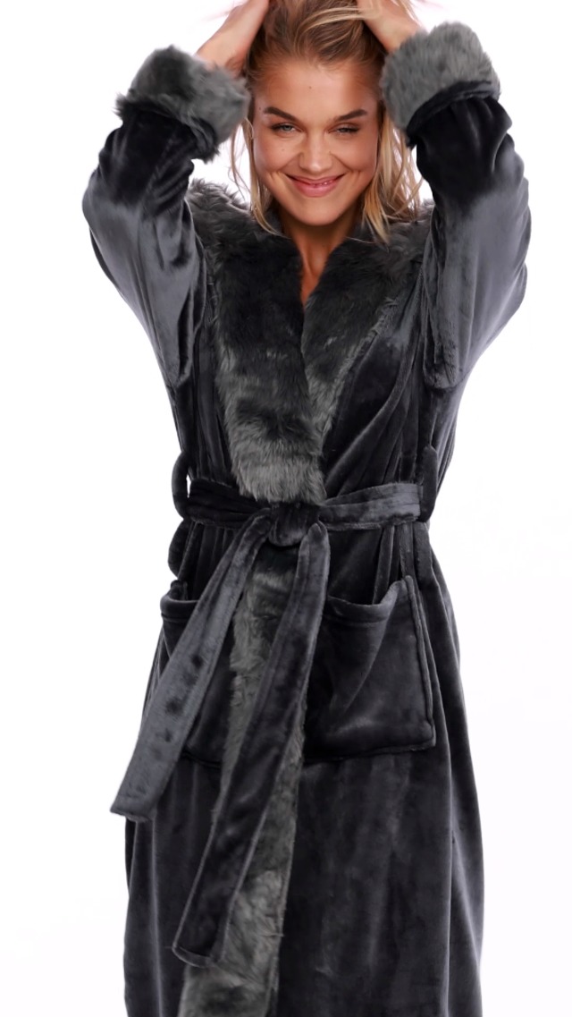 Alexander Del Rossa Women's Warm Fleece Robe with Hood, Long Plush