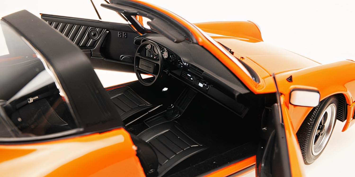 Minichamps 100063064 - Porsch. 911 Carrer. 3.2 Targa Orange with Openings 1983 - maßstab 1/18 - Modellauto