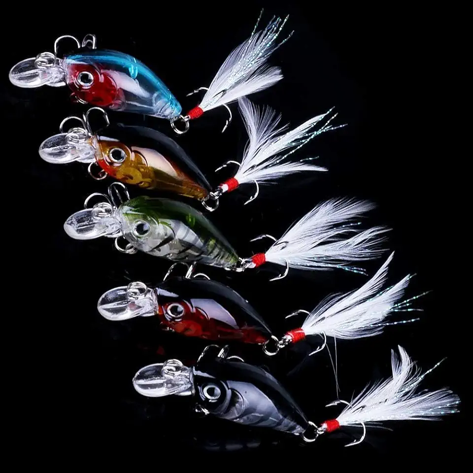 5 peças de isca de pesca Minnow, iscas de manivela, iscas artificiais rígidas, crankbait com ganchos para água doce e salgada