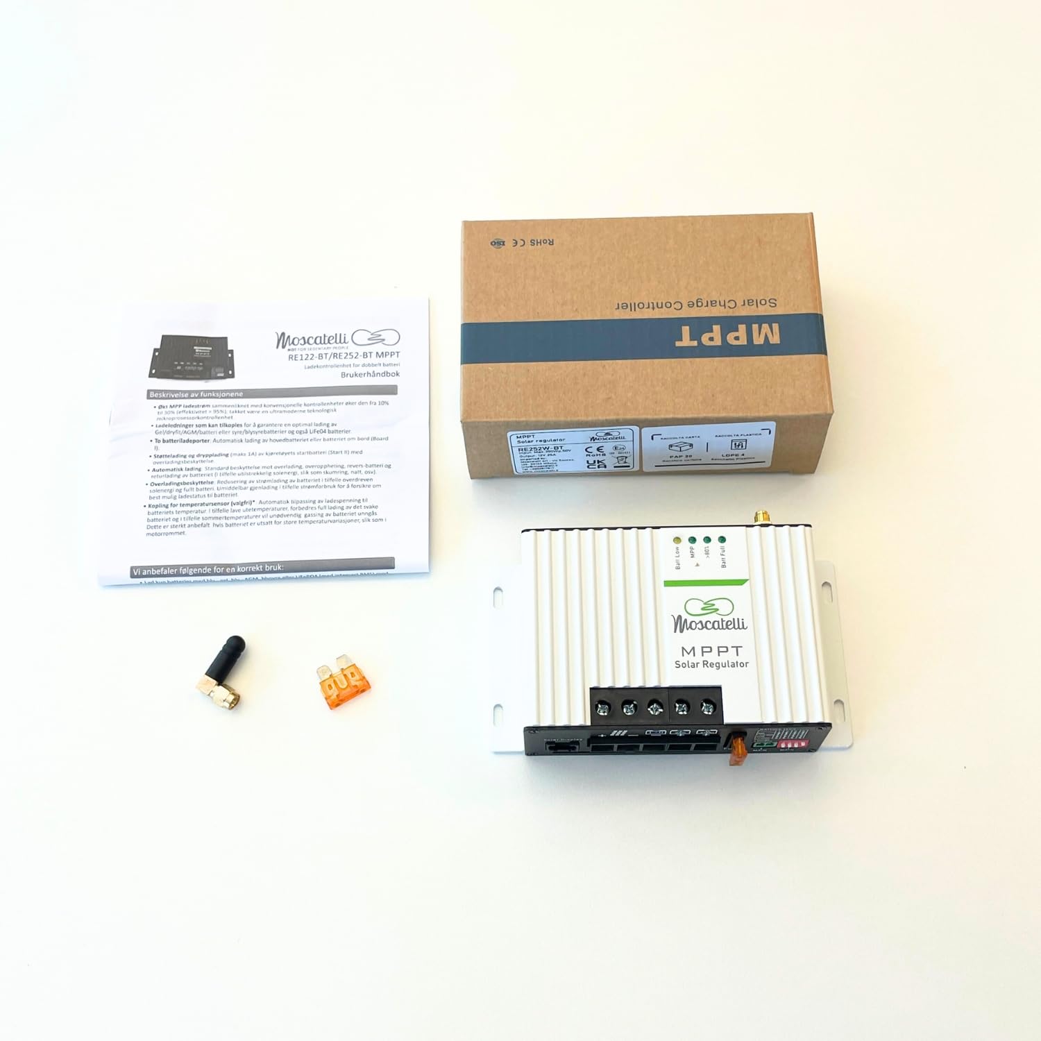 Regolatore di Carica MPPT 25A 12V per Pannello Solare 350Wp con Bluetooth – Gestione 2 Batterie Servizi + Motore – Compatibile AGM, Pb, LiFePO₄ – Fusibile Esterno e Protezioni – MOSCATELLI