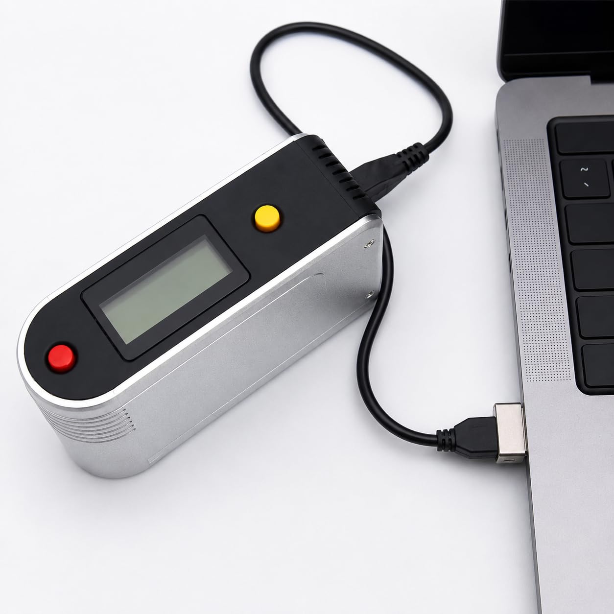 Miernik połysku 60° 0-200 GU z USB, przechowywanie płyt 3580, automatyczna kalibracja, podświetlany LCD, sterowanie dwoma przyciskami do farby, marmuru, płytek, tworzyw sztucznych, drewna, papieru