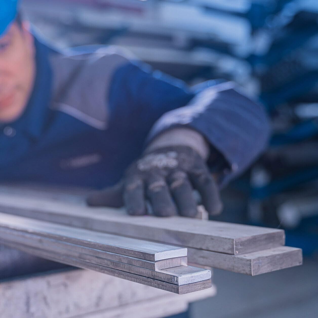 thyssenkrupp Flachstahl Edelstahl 25 x 10 mm in 2000 mm Länge | Flachstange V2A gezogen | Werkstoff: 1.4301 | AISI 304