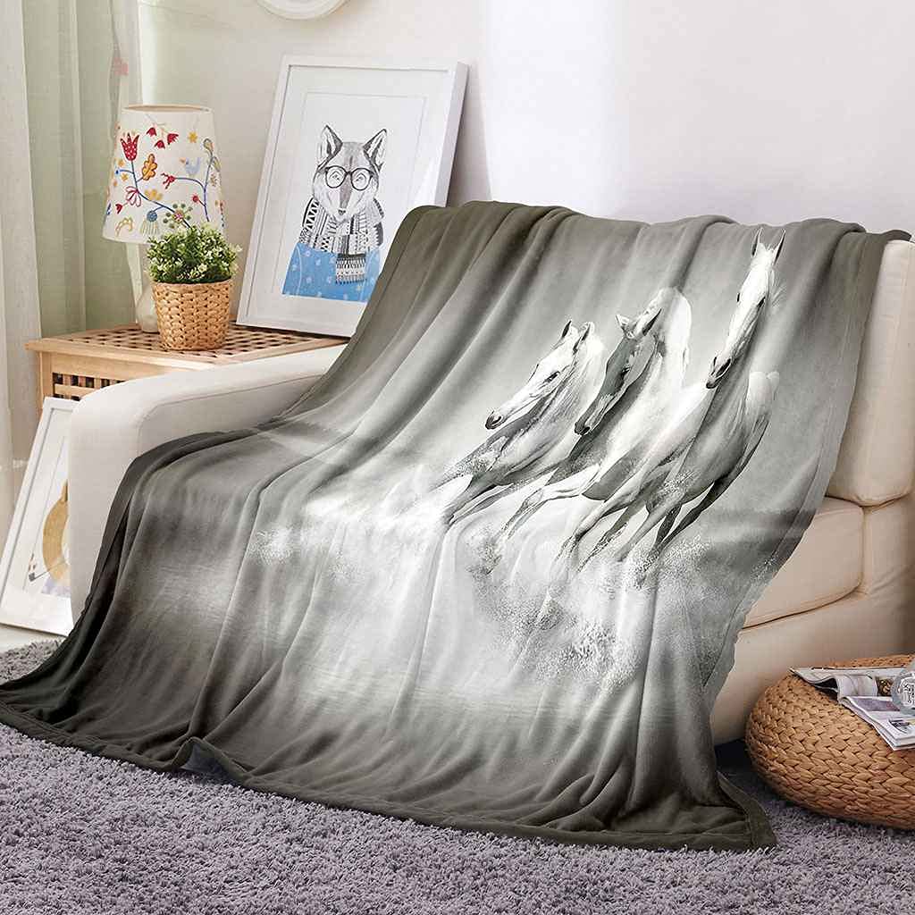 Couverture polaire cheval gris 130x150 en flanelle de microfibre douce