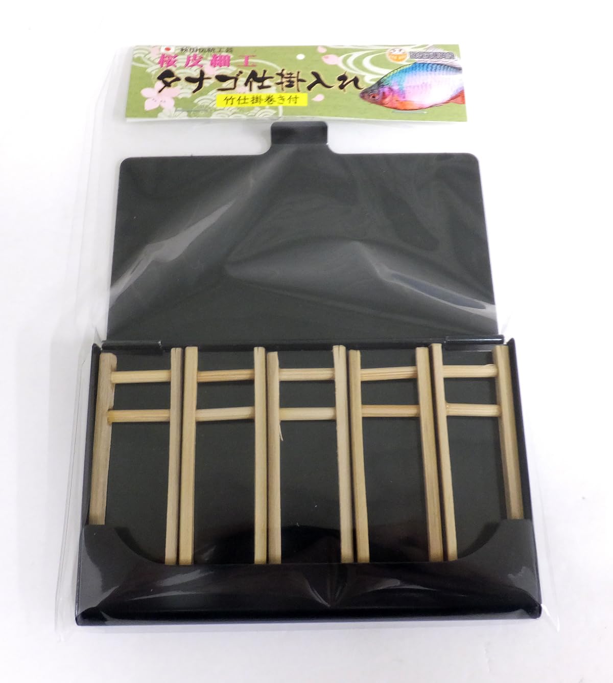 お値下げ　桜皮細工　総皮箱　散り桜柄 お値下げ 桜皮細工 総皮箱 散り桜柄 最新のデザイン お値下げ