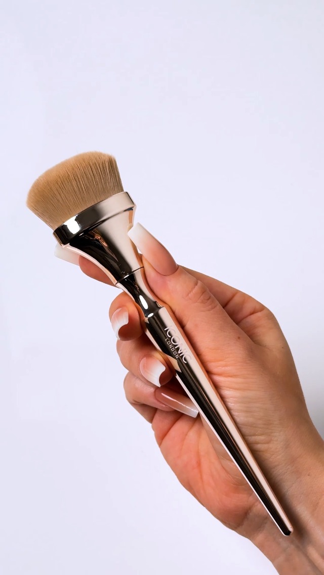 Amazon.com: ICONIC LONDON HD Blend 4 Brush Set : Beauty & Personal