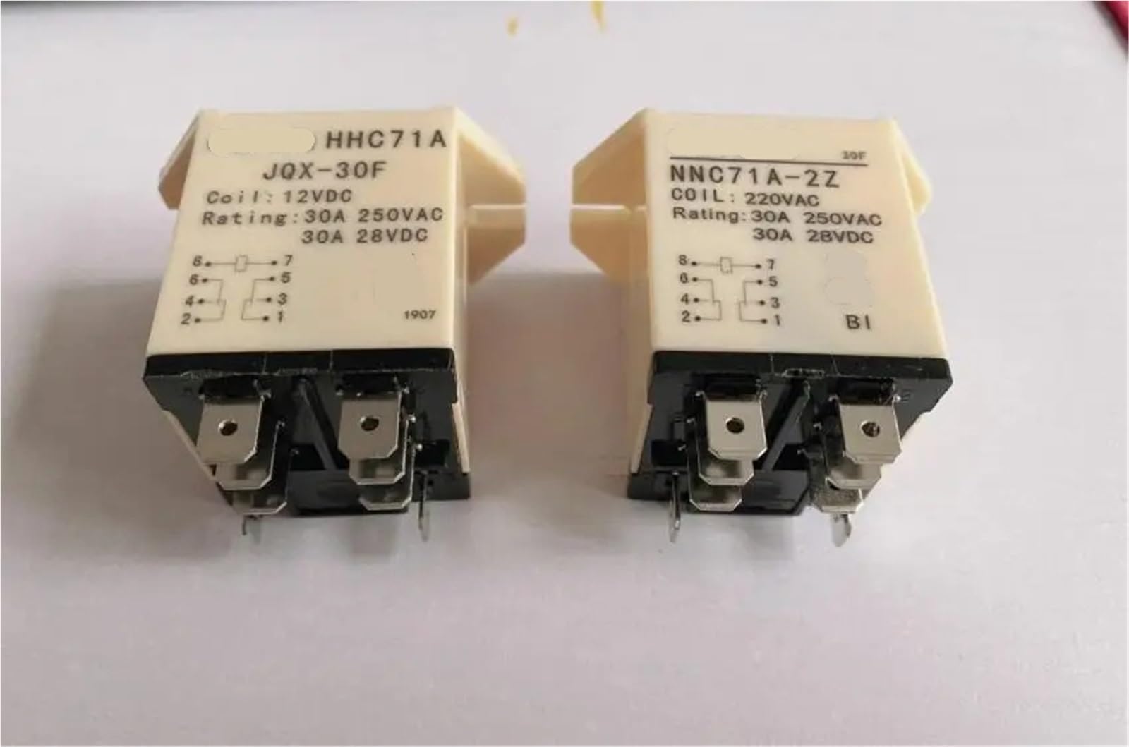 Relé intermedio NNC71A-2Z / JQX-30F 2Z 30A Relé de potencia 8 pines DC12V DC24V AC110V AC220V 1 pieza(Base)