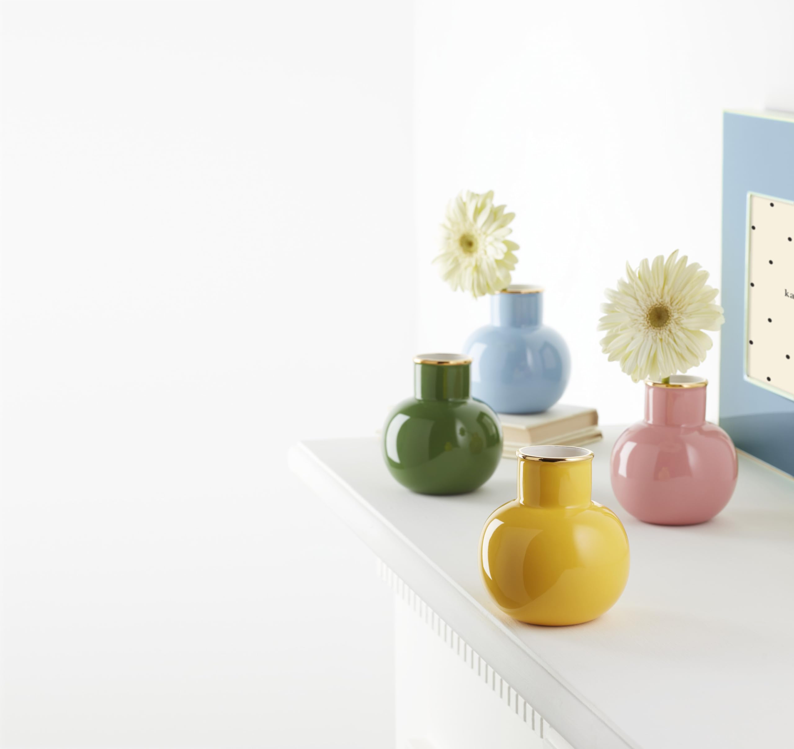 Kate Spade New York Green Make It Pop Small Vase, 0.68, 1 count - Image 3