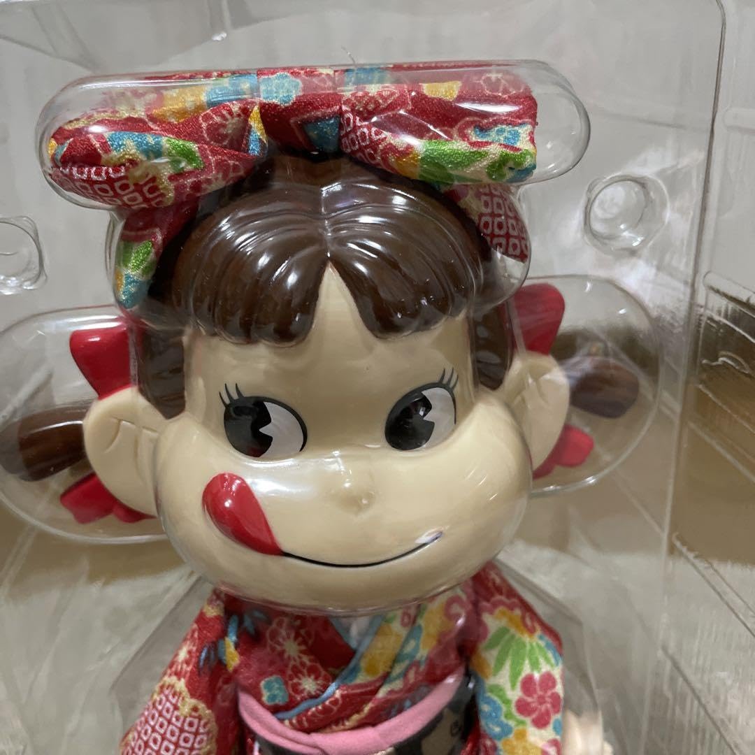 Amazon | 晴れ着ペコちゃん人形 友禅染め ペコちゃん 不二家 着物ペコ