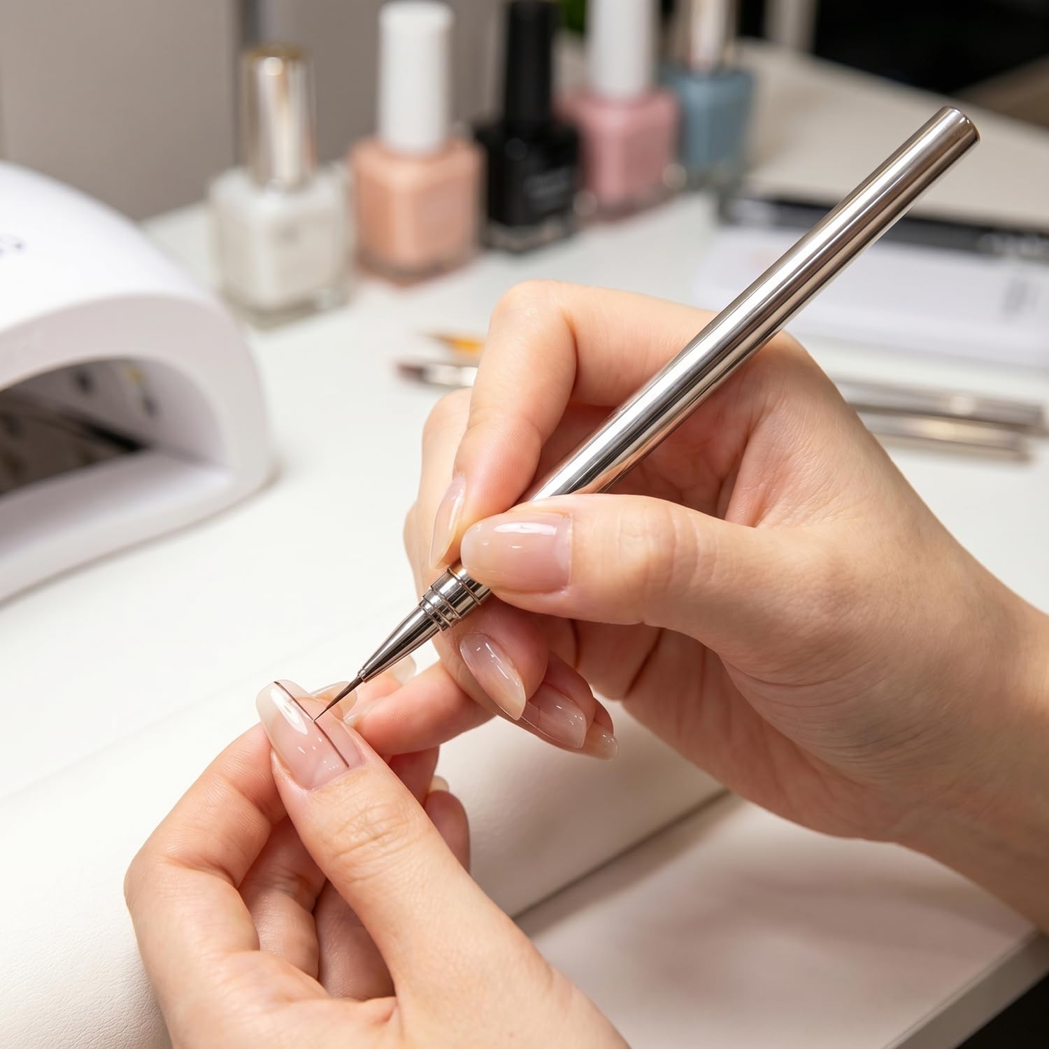 Set di 12 pennelli professionali per nail art, kit di pennelli per unghie in gel con fodera, pennelli piatti e dettagliati per nail art, salone e manicure fai da te
