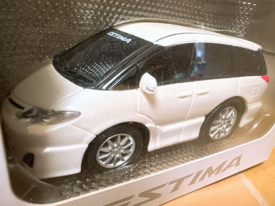 ドライブタウン トヨタ エスティマ プルバックミニカー セット Amazon.co.jp: プルバックミニカー 4台セット ドライブタウン