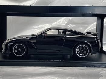 Amazon.co.jp: 希少 1/18 オートアート 日産 R35 GT-R Spec-V