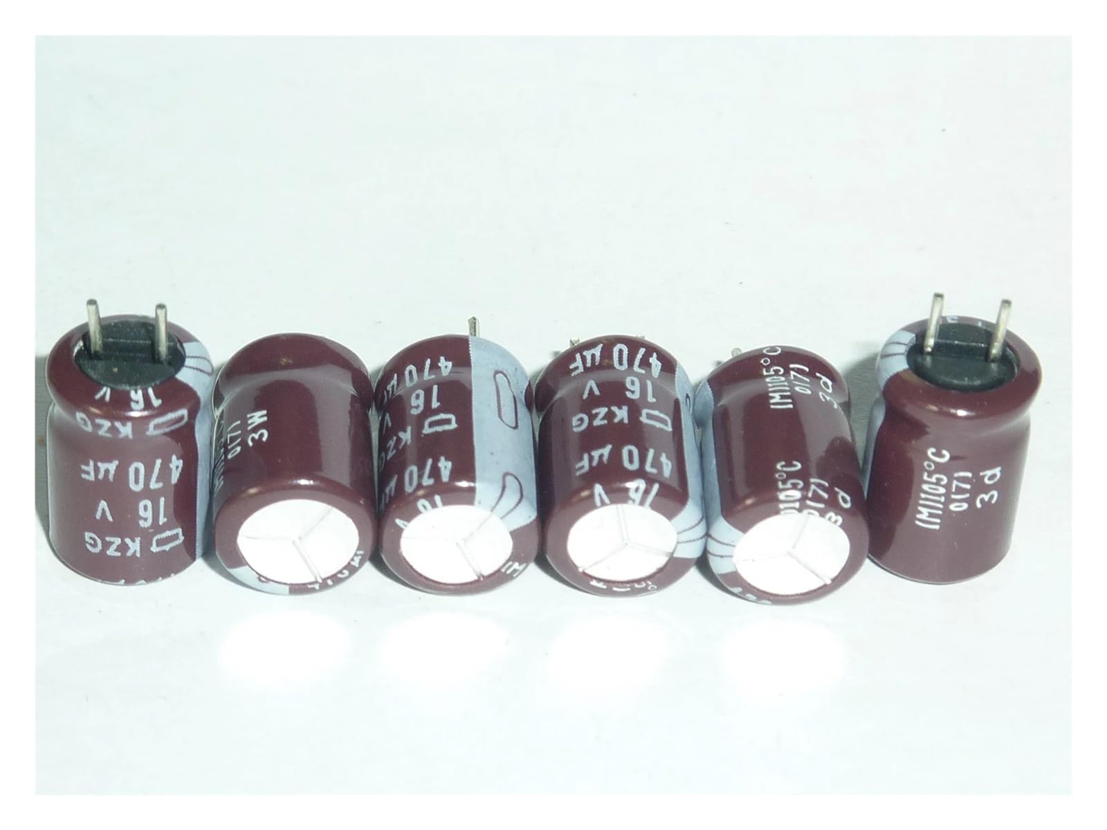 200 szt. 470uF 16V 8x12mm Ultra Low 16V470uF kondensator płyty głównej IDGTTLDF