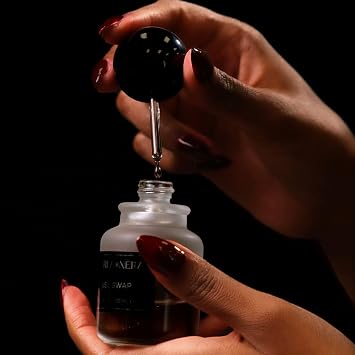 Sensual & Crisp Perfume Duo: ORIENTAL BEAUTY and LUNA Eau de Parfum - A Symphony of Elegance