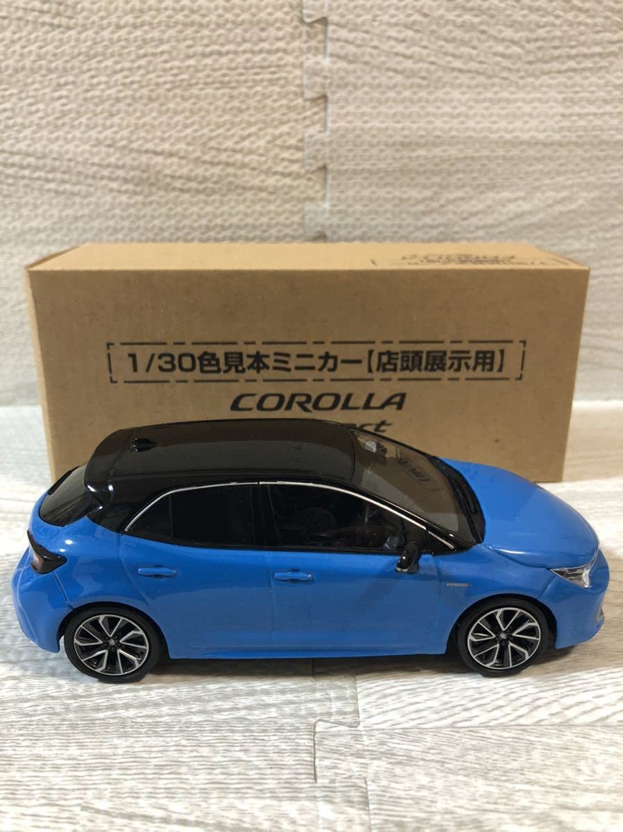 1/30 トヨタ 新型カローラスポーツ 2トーン 非売品 カラーサンプル