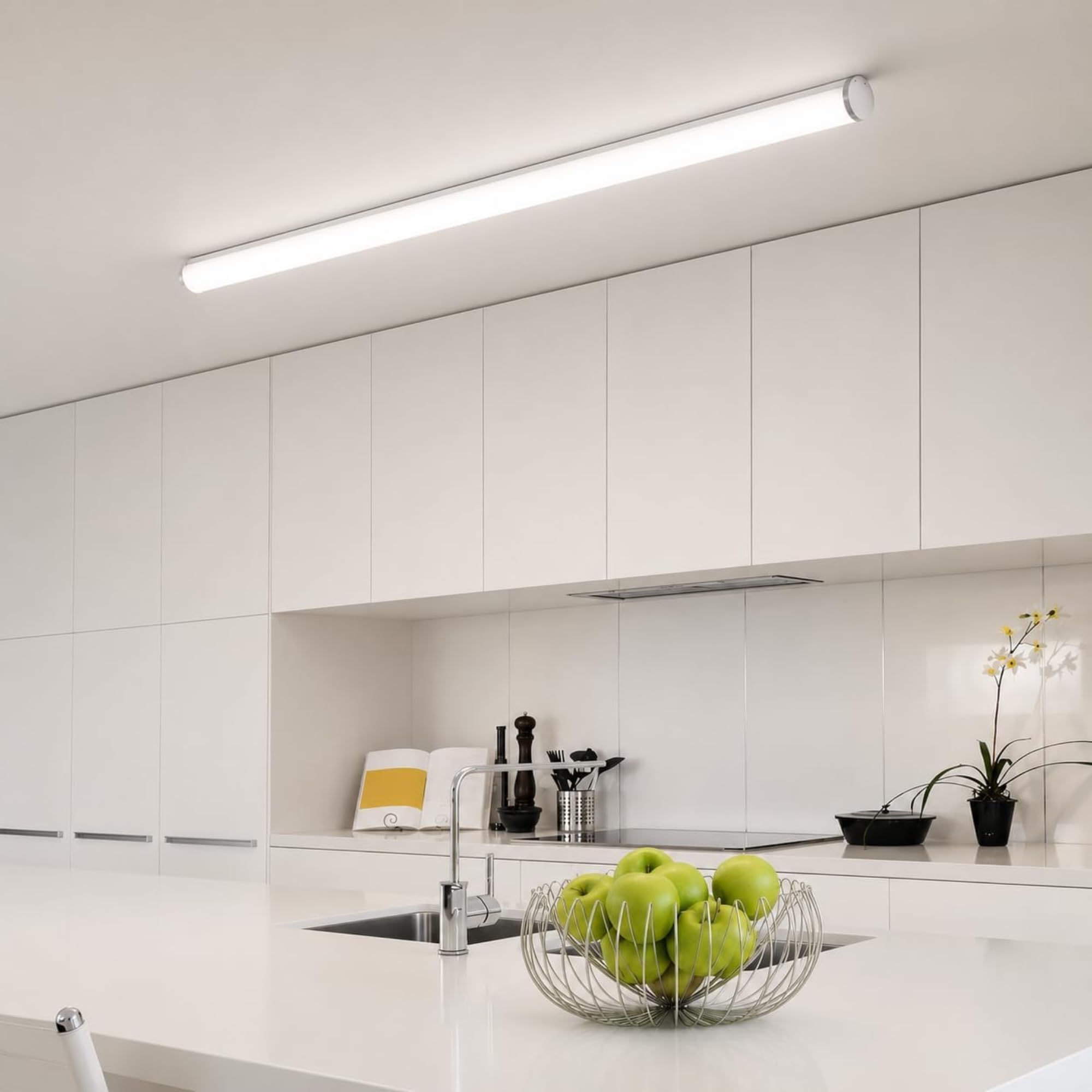 Jandei Confezione da 4 profili in alluminio da 1 metro per installare strisce LED sospese o in superficie, tubo per luci, copertura traslucida Ø 31,7 mm, tappi finali e viti