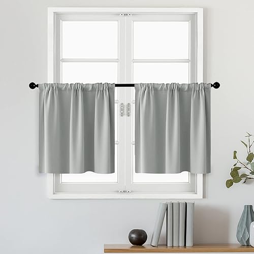 MRTREES Cortinas grises de 24 pulgadas de largo para oscurecer la habitación, cortinas cortas de triple tejido, cortinas pequeñas para cafetería,