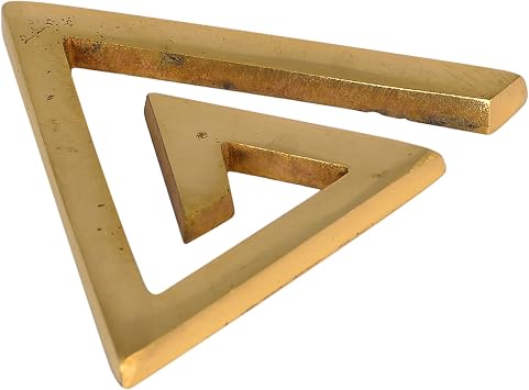 Brass Helix Vastu Remedies for South East Vaastu Dosh/Decorative Showpiece Defects in Triangle Shape 6 x 5.5 x 0.5 CM Golden.