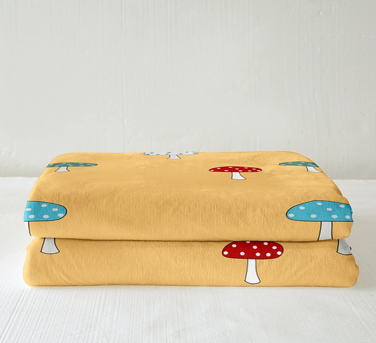 Coperta in pile per divano leggero peluche sfocato deliziosi funghi freschi commestibili