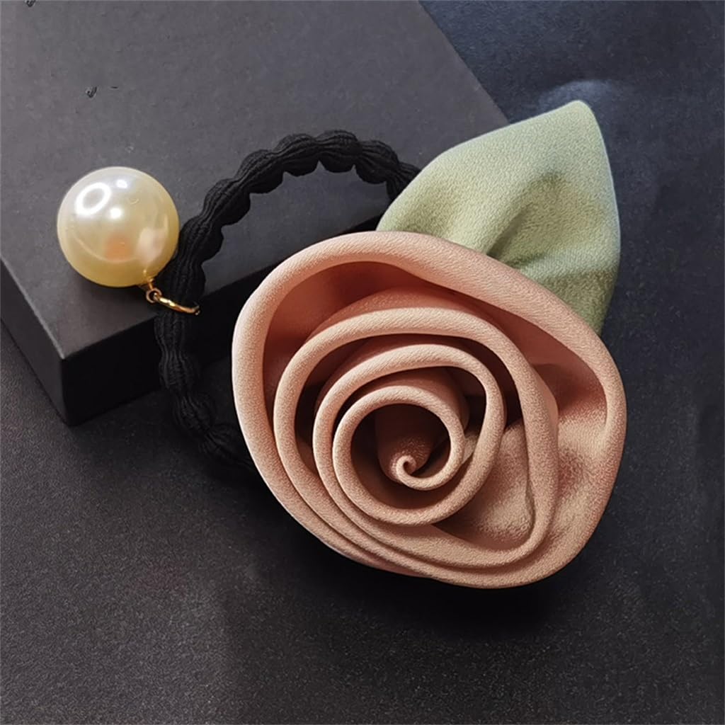 Anneau de cheveux rose satin soyeux avec perle délicate fleur