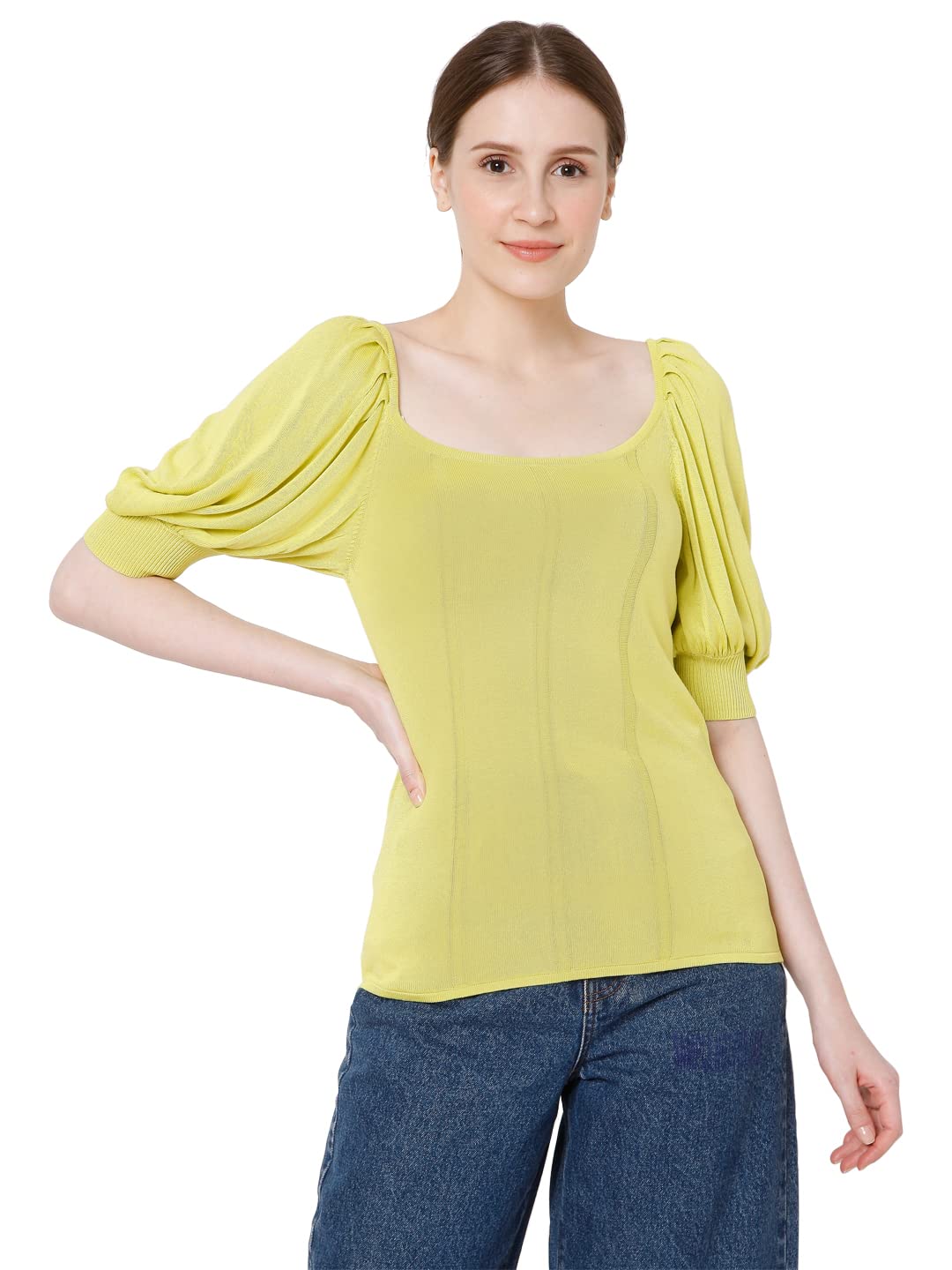 Vero Moda Solid Round Neck Viscose Knit Top