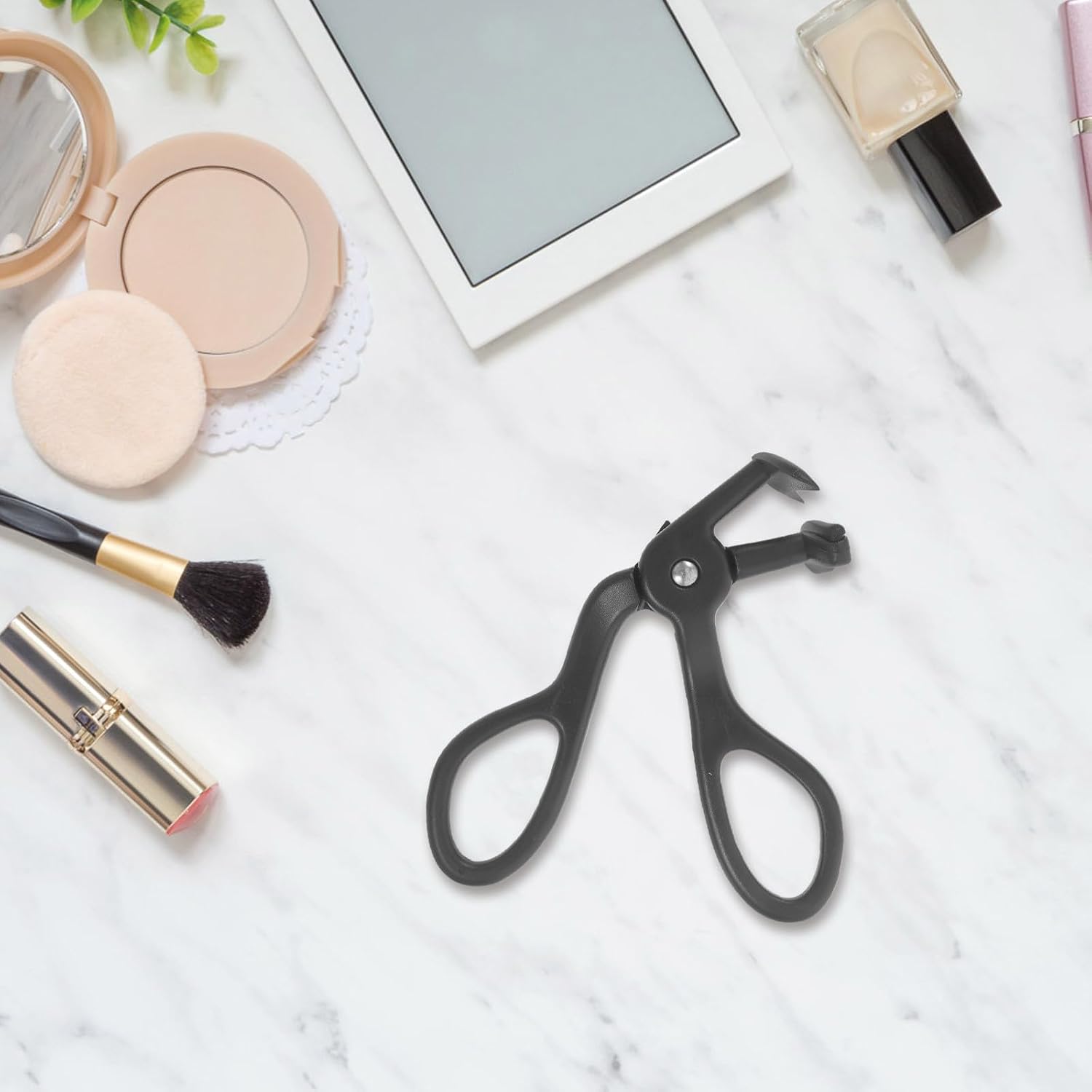 Black Abs Eyelash Curler with Gentle Design, Lightweight Portable Use image 5