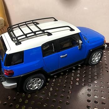 希少！【 AUTOart MILLENNIUM 】 トヨタ FJ クルーザー トヨタ FJ クルーザー 1/24 ミニカー 全4色 ライト点灯 エンジン