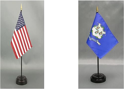 Miniatura 42 de Fabricado en los Estados Unidos. Bandera miniatura de escritorio y mesa de 4 x 6 pulgadas, incluye 2 soportes de bandera y 2 pequeñas banderas