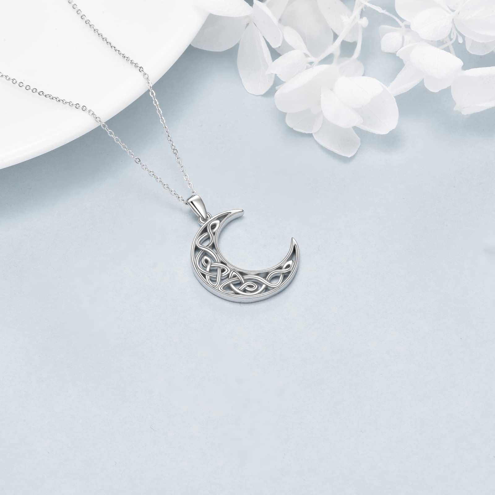 VONALA Keltischer Knoten Mond Halskette 925 Sterling Silber Mond Anhänger Kette Irland Schmuck Geschenke für Damen Mädchen