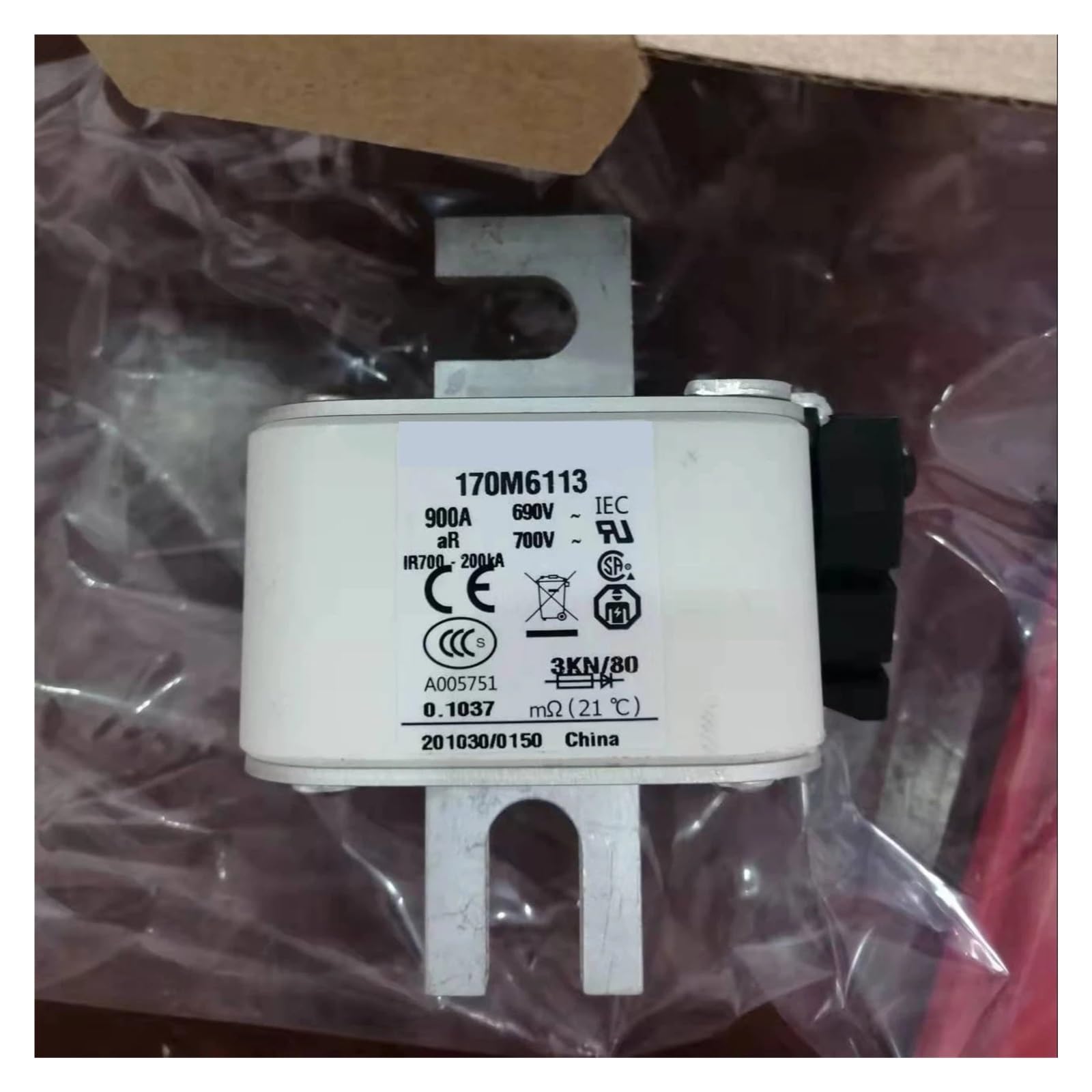 VSPPJYFG Fuse 170M6113 170M6114 170M6115 170M6116 690V 900A Square Body Fuse semiconductor(170M6113)