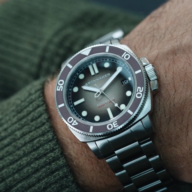 Amazon.com: Spinnaker Men's 42mm Hull Diver Automatic Harvest