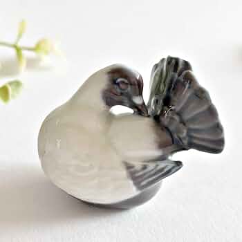 ロイヤルコペンハーゲン　白鳥　置物 Amazon.co.jp: ロイヤルコペンハーゲン 鳥 フィギュリン 陶器