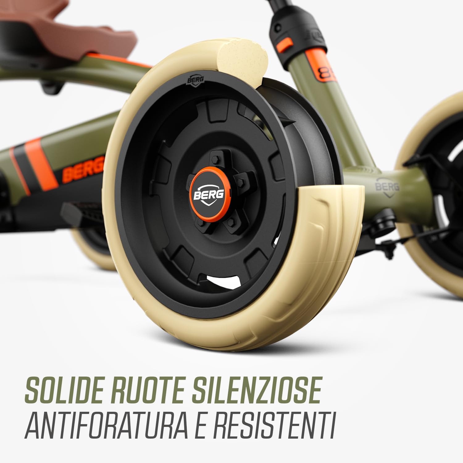 BERG Pedal-Gokart Buzzy 2 in 1 incl. asta di spinta Gokart con ruota libera, veicolo a pedale, veicolo per bambini con freno a mano, veicolo a pedale con elevato standard di sicurezza, gokart dai 2