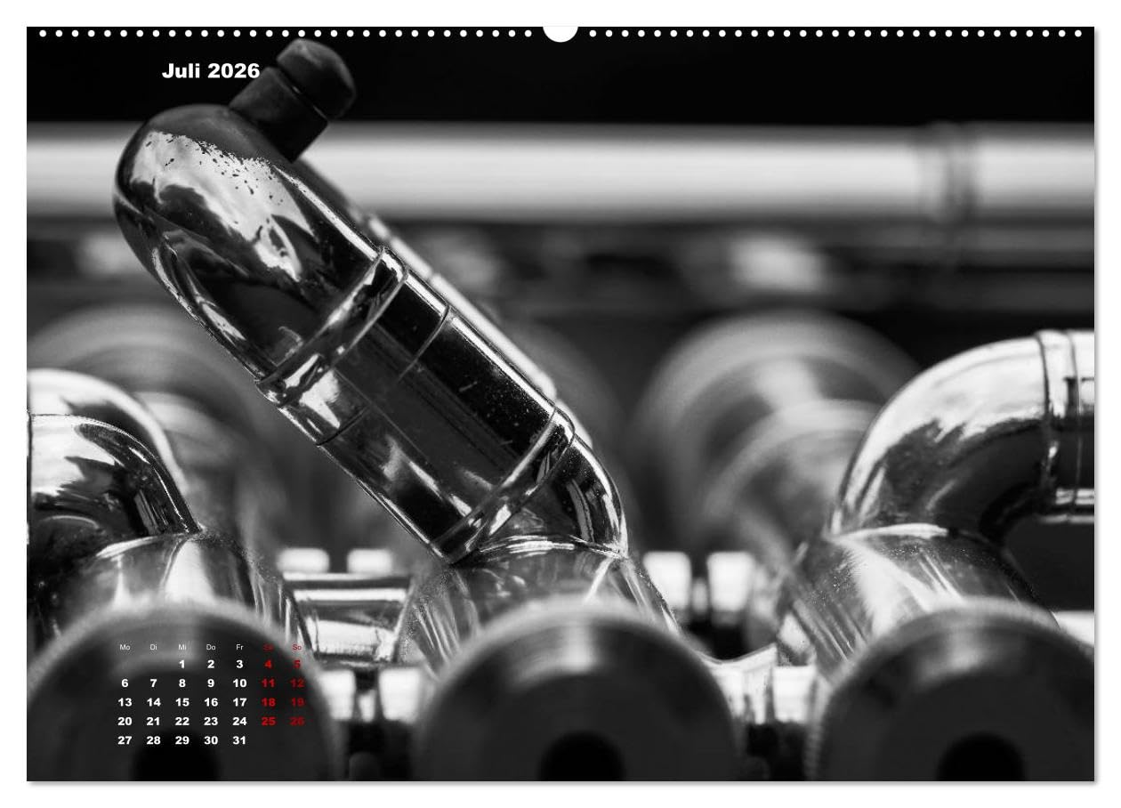 Trompete - Close up (hochwertiger Premium Wandkalender 2026 DIN A2 quer), Kunstdruck in Hochglanz: Detailaufnahmen einer Trompete (CALVENDO Hobbys)