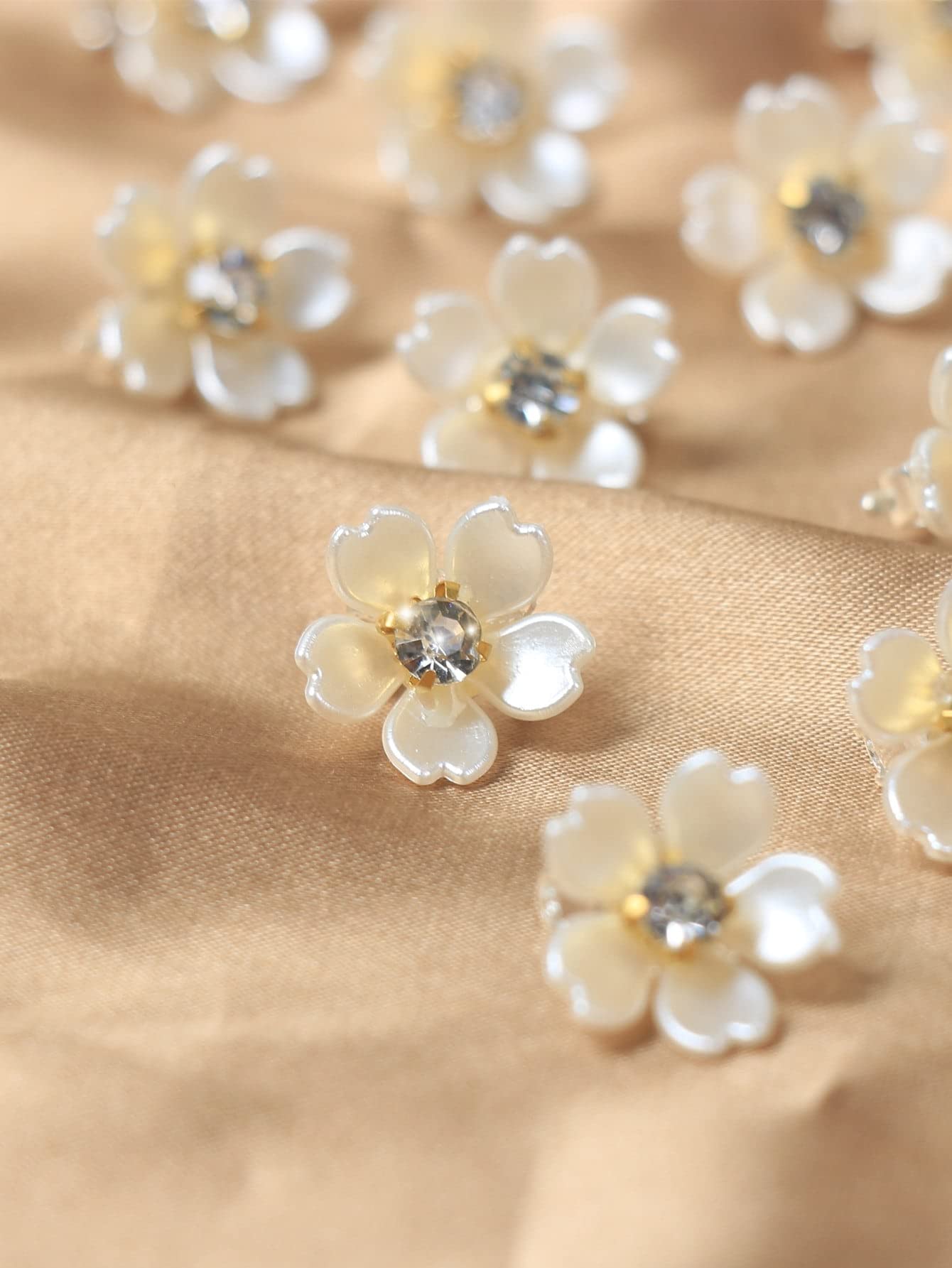 Amazon.co.jp: ヘアクリップ 10ピース ラインストーン ＆ 花