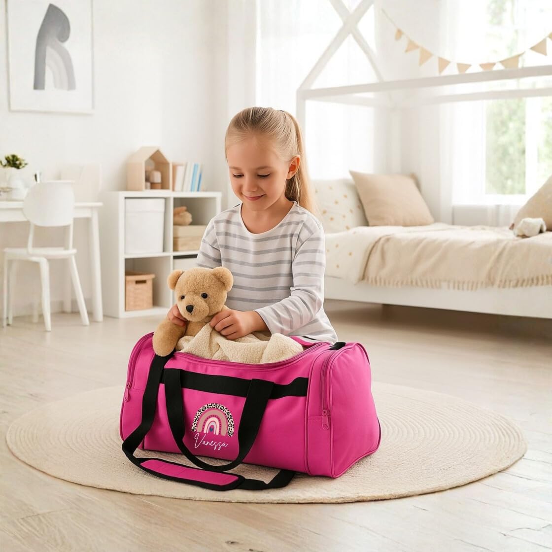 minimutz Kindersporttasche personalisiert Regenbogen, Reisetasche Mädchen groß, Sporttasche Rainbow Leo-Print Kinder mit Name 26L (dunkelblau)