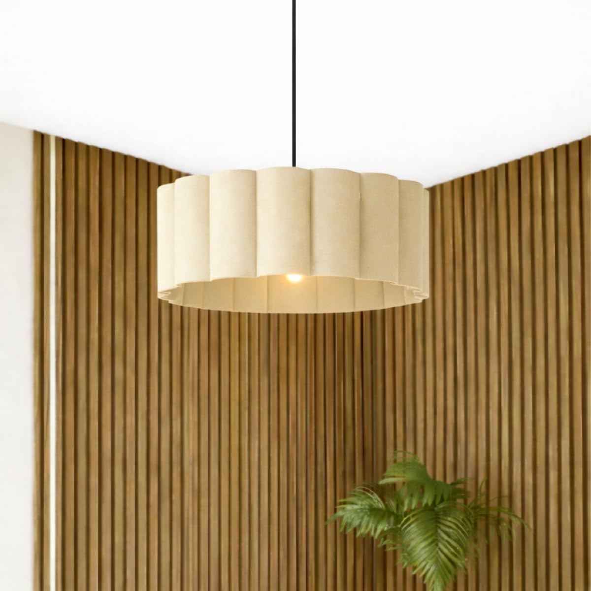 CGC Lighting - Large Scalloped Lamp Shade - Cream