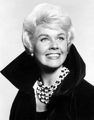 Posterazzi EVCPBDDODAEC115H Doris Day Ca. Impresión fotográfica de principios de los años 60, 8 x 10