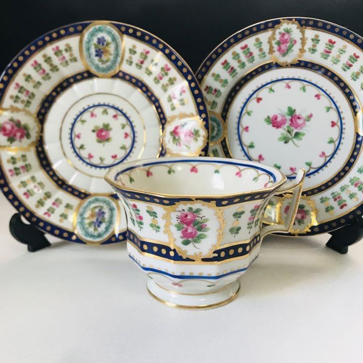 ドレスデン  カールティーメ　薔薇　コバルト　窓絵　コレクション　レア　④ Amazon.co.jp: ドレスデン カールティーメ 薔薇 コバルト 窓絵