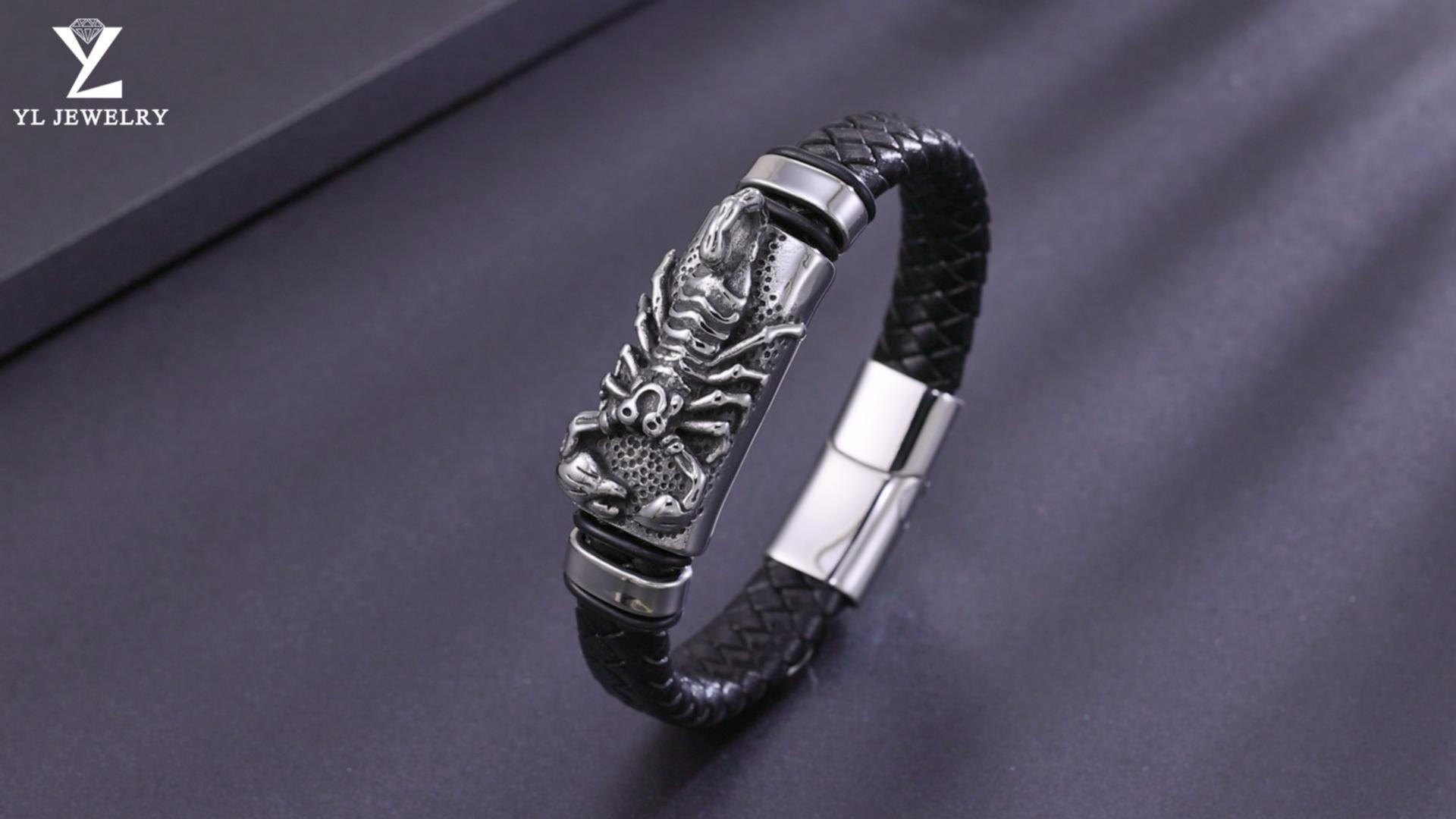 Pulsera hombre cuero con acero inoxidable bañado en oro 18K miniatura 6