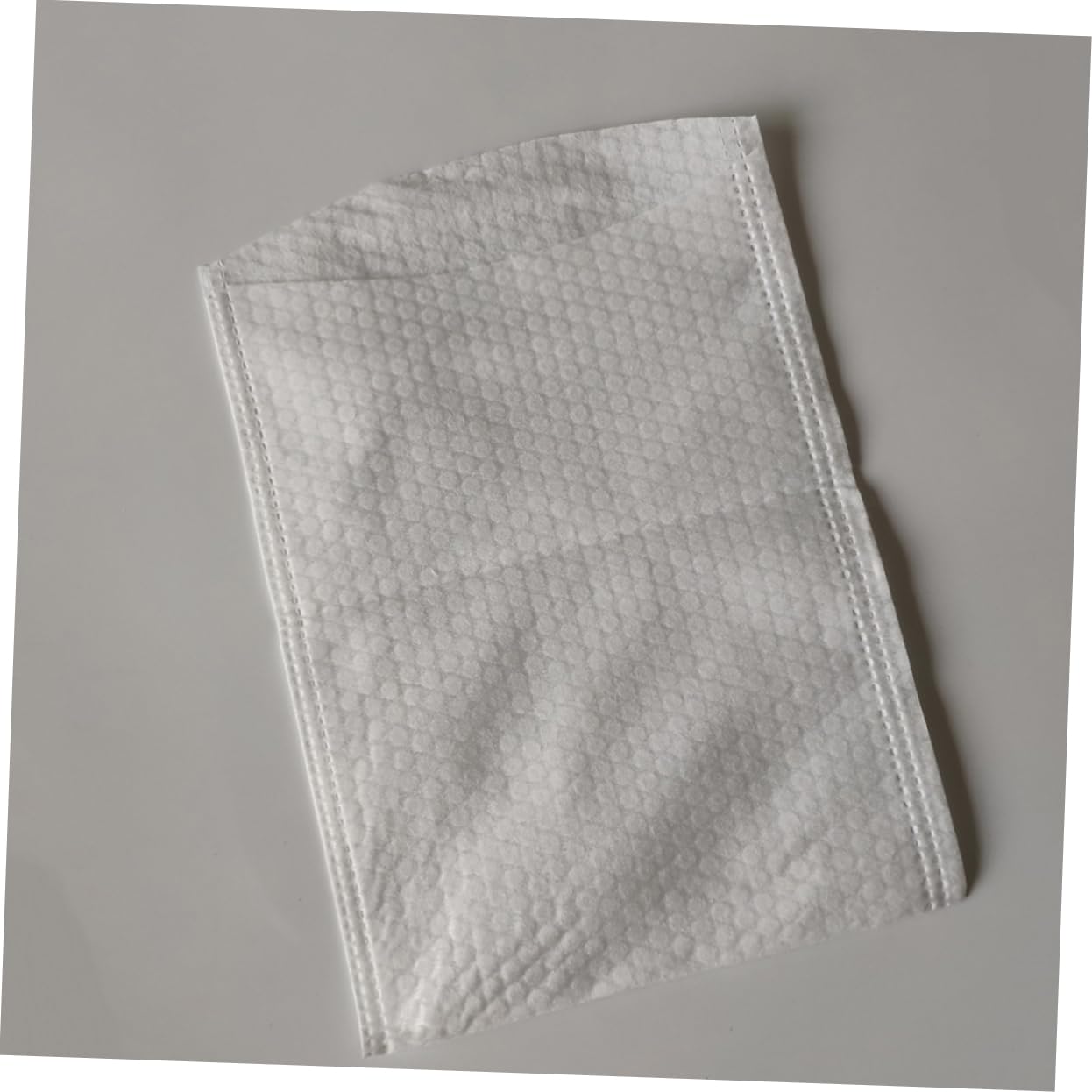 VALICLUD 20pcs Disposable Non Woven Shower Gloves Exfoliating Body Scrub Gloves for Convenient Bathing Dual Sided Use for Soap and Shower Gel Application