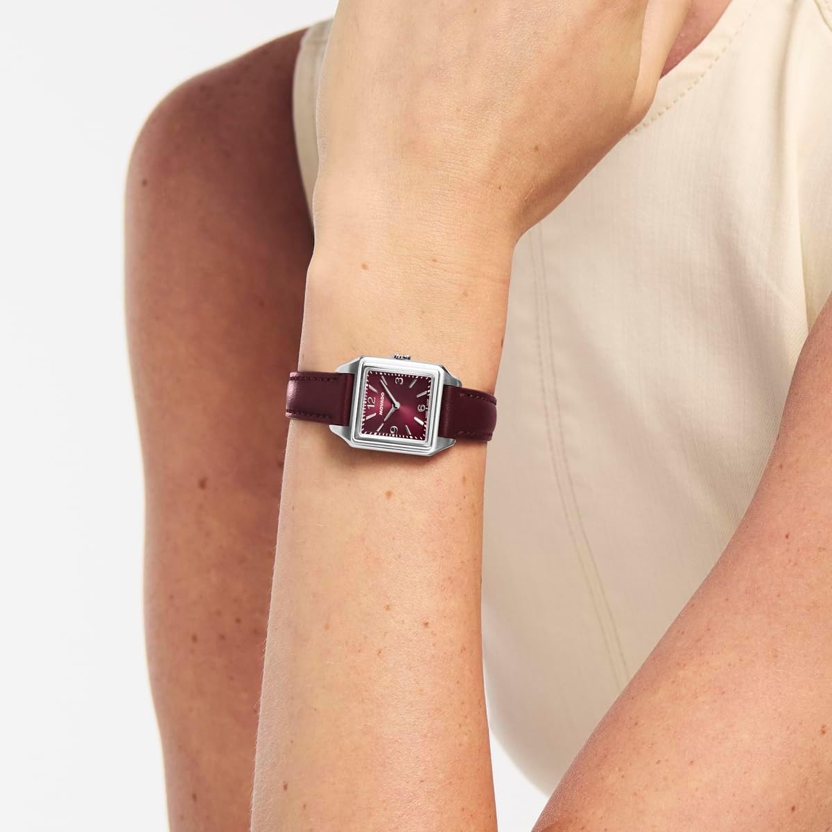 Movado Heritage 1917 Women’s Swiss Quartz Leather Petite Square Watch, 25mm